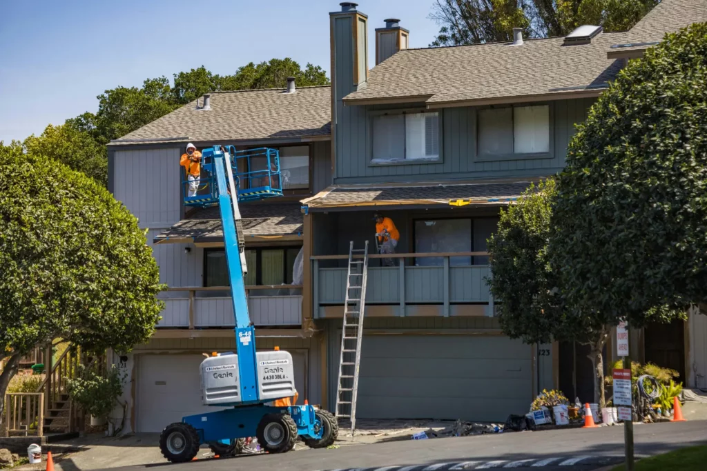 Chase Roofing Emergency Roof Repair services in Florida